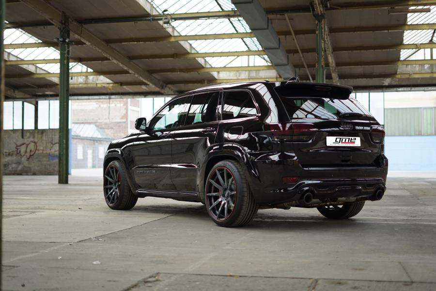  Jeep Grand Cherokee SRT by GME Performance (WK2) 2018 года  (фото 2 из 9)